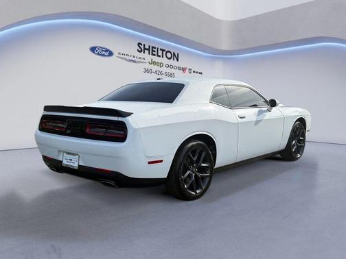 White Knuckle Clearcoat 2020 Dodge Challenger SXT