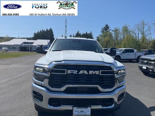 2025 RAM 3500 Tradesman Crew Cab 4x4 6'4' Box