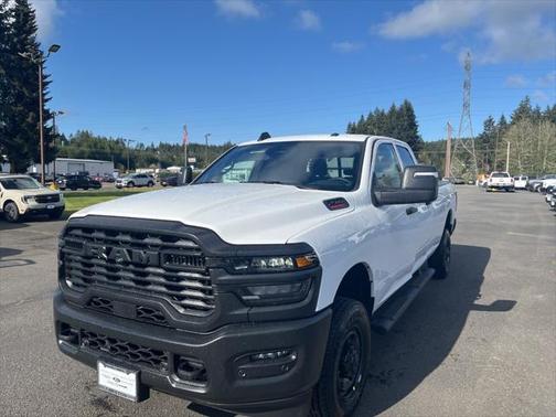 2025 RAM 2500 Tradesman Crew Cab 4x4 8' Box
