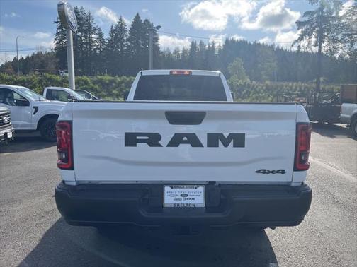 2025 RAM 2500 Tradesman Crew Cab 4x4 8' Box