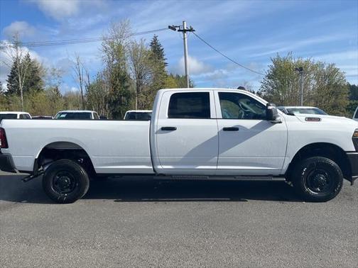 2025 RAM 2500 Tradesman Crew Cab 4x4 8' Box