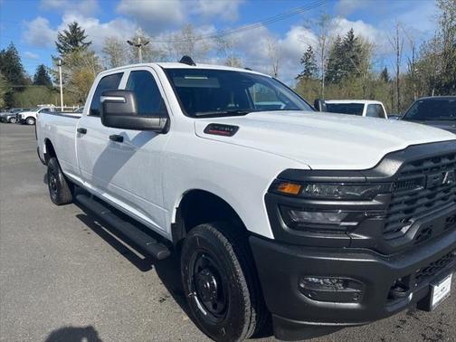 2025 RAM 2500 Tradesman Crew Cab 4x4 8' Box
