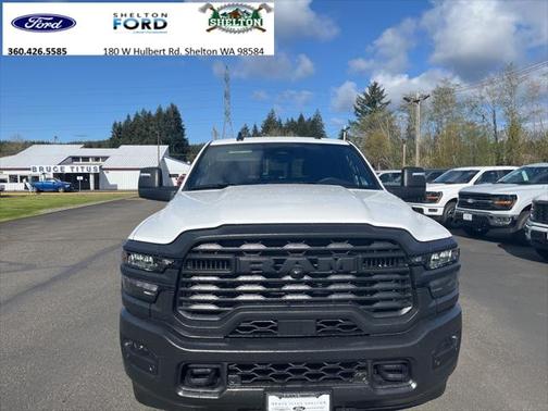 2025 RAM 2500 Tradesman Crew Cab 4x4 8' Box