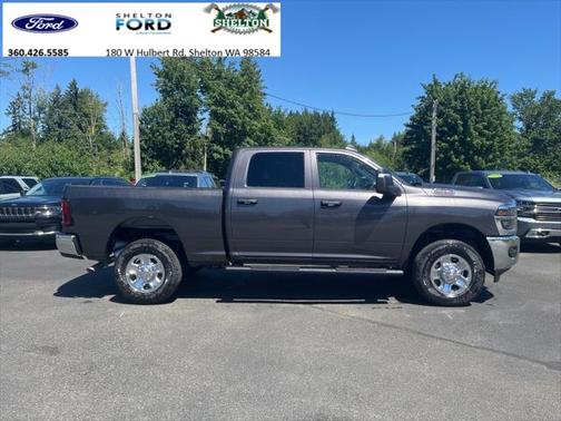 2025 RAM 2500 Tradesman Crew Cab 4x4 6'4' Box