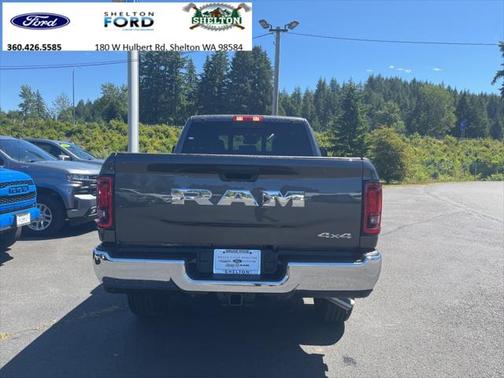 2025 RAM 2500 Tradesman Crew Cab 4x4 6'4' Box