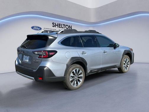 2025 Subaru Outback Touring