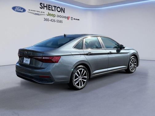 Platinum Gray Metallic 2025 Volkswagen Jetta 1.5T SE