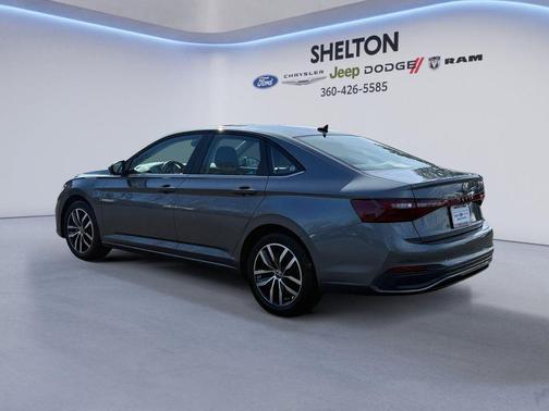 Platinum Gray Metallic 2025 Volkswagen Jetta 1.5T SE