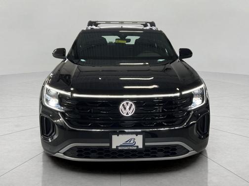 2026 Volkswagen Atlas Cross Sport 2.0T SE w/Technology 4MOTION