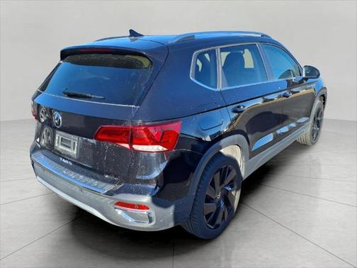 2024 Volkswagen Taos 1.5T SEL