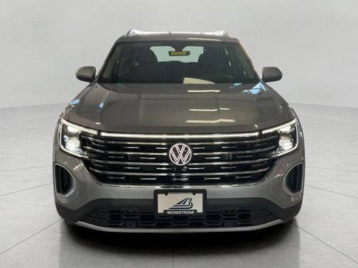 silver mist metallic 2026 Volkswagen Atlas 2.0T SEL