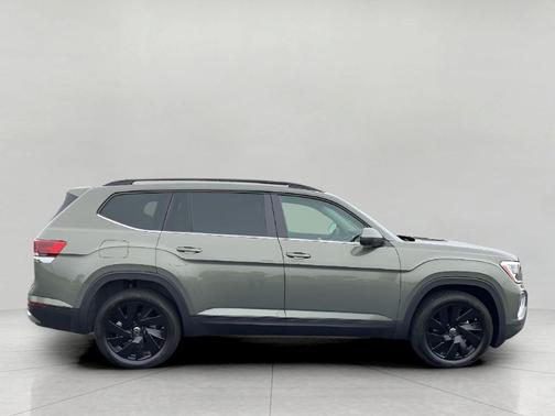 2026 Volkswagen Atlas 2.0T SE w/Technology 4MOTION