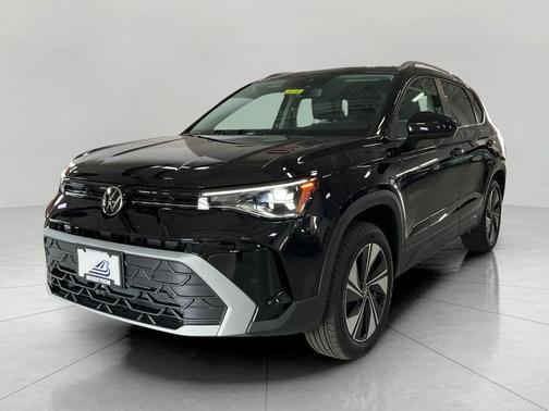 Deep Black Pearl 2026 Volkswagen Taos SE