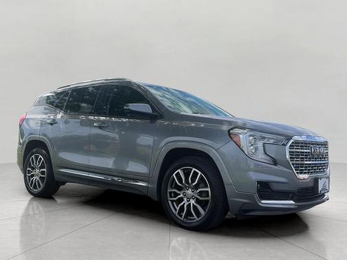 Sterling Metallic 2023 GMC Terrain Denali