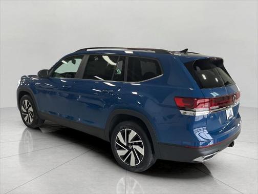 2025 Volkswagen Atlas 2.0T SE w/Technology 4MOTION