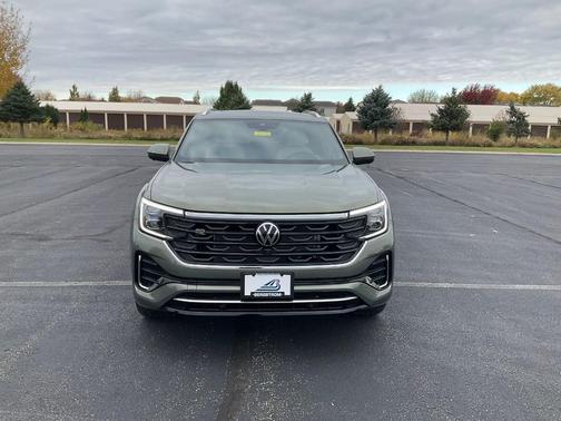 2026 Volkswagen Atlas Cross Sport 2.0T SEL Premium