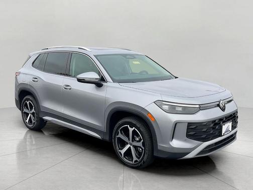 2025 Volkswagen Tiguan 2.0T SE 4MOTION