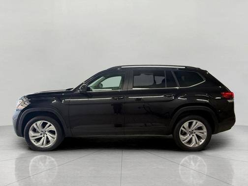 2022 Volkswagen Atlas 3.6L SE w/Technology