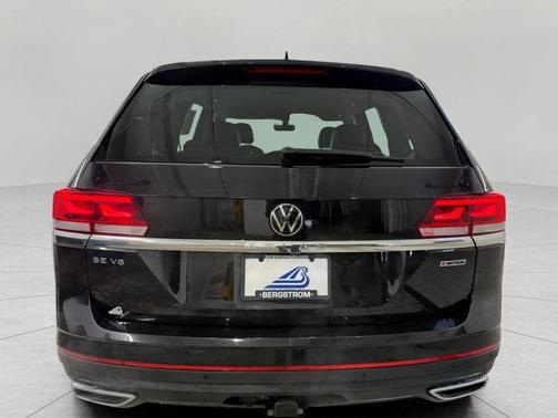 2022 Volkswagen Atlas 3.6L SE w/Technology