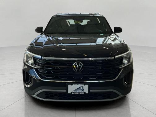 2025 Volkswagen Atlas Cross Sport 2.0T SE