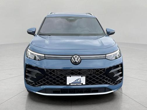 2025 Volkswagen Tiguan 2.0T SEL R-Line 4MOTION