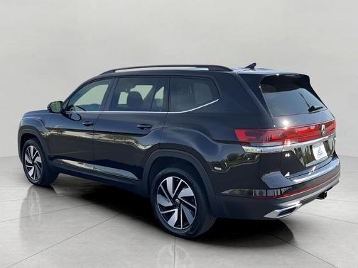 2026 Volkswagen Atlas 2.0T SE w/Technology 4MOTION