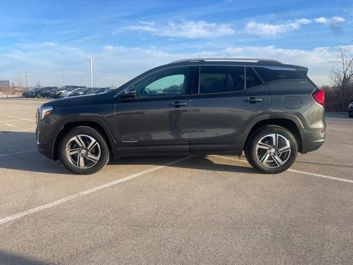 2020 GMC Terrain SLT