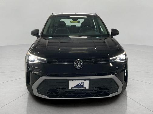Deep Black Pearl 2026 Volkswagen Taos S