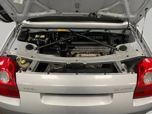 2004 Toyota MR2 2dr Conv Manual