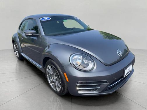 2017 Volkswagen Beetle 1.8T SE