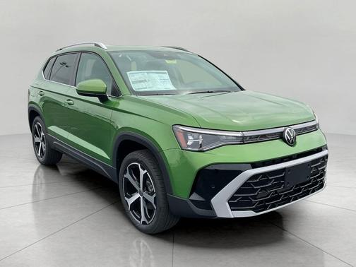 Bright Moss Green Metallic 2026 Volkswagen Taos SEL