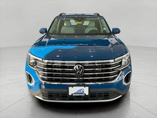 2025 Volkswagen Atlas 2.0T SE w/Technology 4MOTION