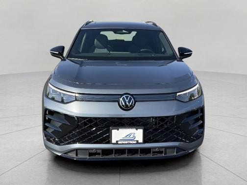 2025 Volkswagen Tiguan 2.0T SE R-Line Black 4MOTION