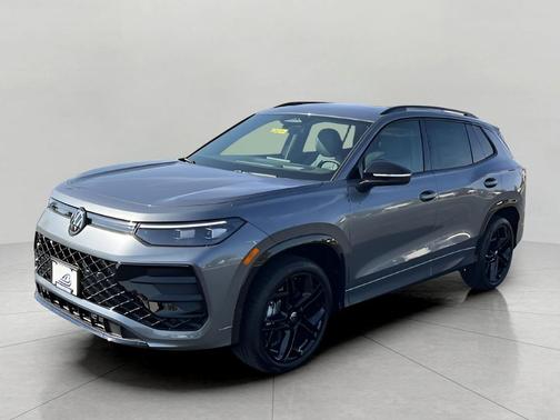 2025 Volkswagen Tiguan 2.0T SE R-Line Black 4MOTION