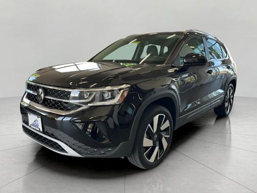 2024 Volkswagen Taos 1.5T SEL