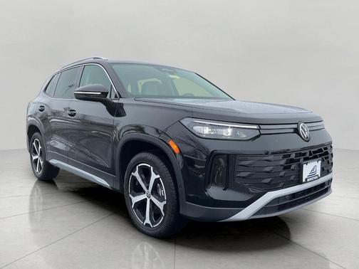 2025 Volkswagen Tiguan 2.0T SE 4MOTION