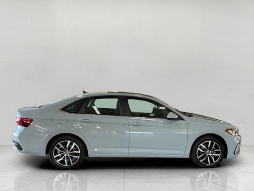 2026 Volkswagen Jetta 1.4T SE
