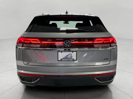 2026 Volkswagen Atlas Cross Sport 2.0T SE