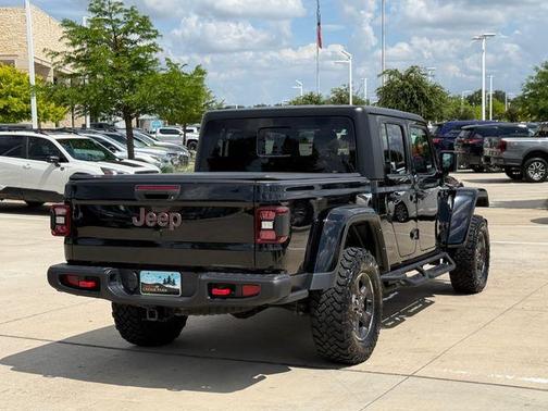 Black Clearcoat 2023 Jeep Gladiator Rubicon
