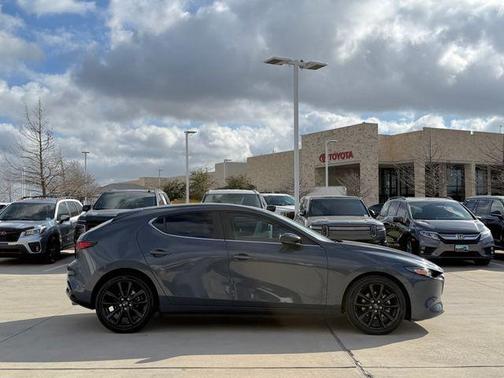 2024 Mazda Mazda3 2.5 S Carbon Edition
