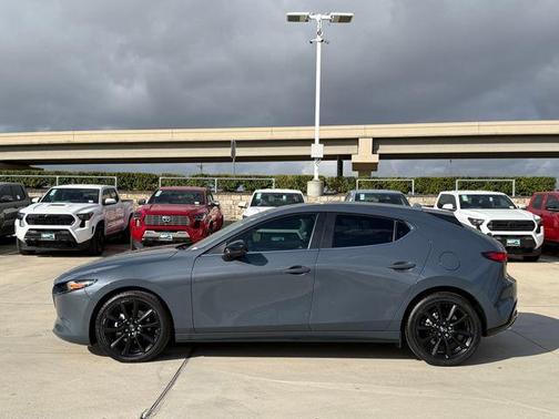 2024 Mazda Mazda3 2.5 S Carbon Edition