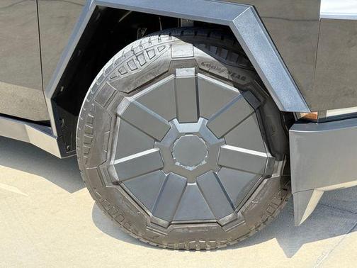 Black 2024 Tesla Cybertruck Base