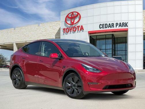 2025 Tesla Model Y Long Range