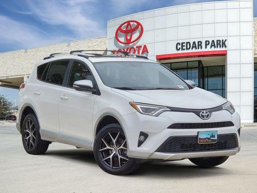 Super White 2016 Toyota RAV4 SE