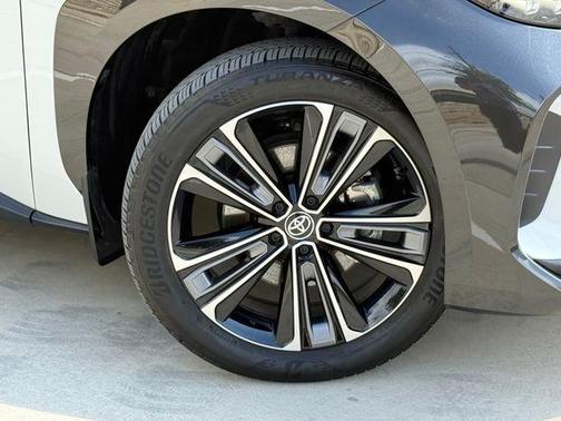 Pearl 2023 Toyota bZ4X Limited