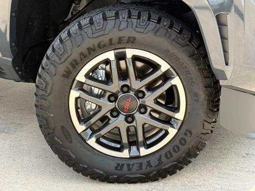 UNDERGROUND 2025 Toyota Tacoma TRD Sport