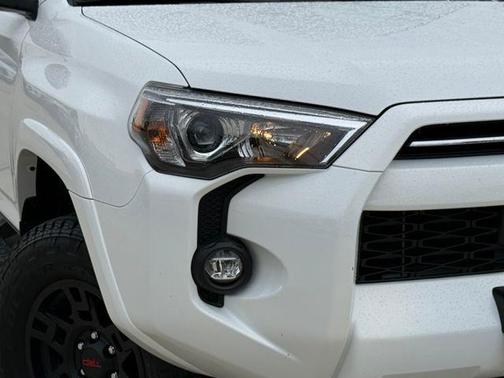Ice 2023 Toyota 4Runner SR5 Premium