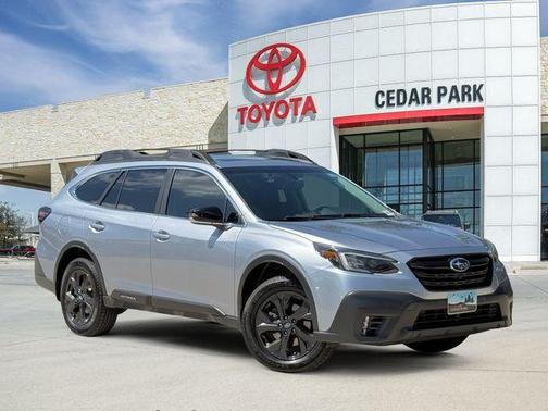 Ice Silver Metallic 2020 Subaru Outback Onyx Edition XT
