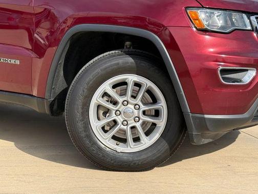 2019 Jeep Grand Cherokee Laredo