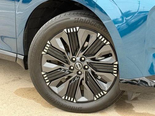 2025 Nissan Murano Platinum